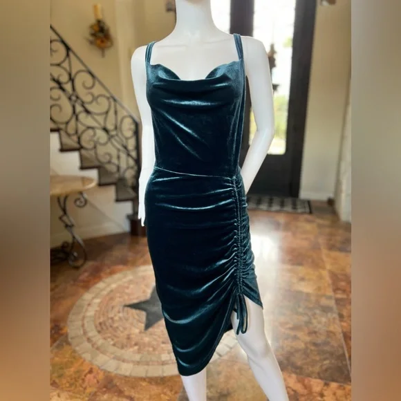 blue dress ootd CIDER Green Midi Dress with Black Overlay Lace (Large) – The Thrifty Hippy